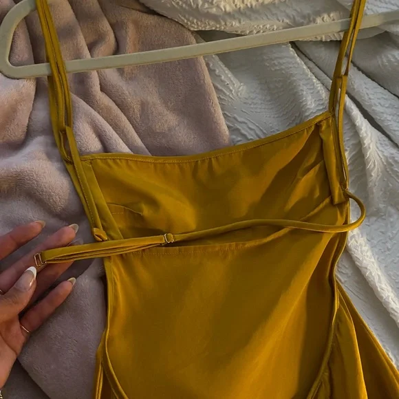 ARE YOU AM I  XS Missi Dress in Honey - Picture 6 of 8